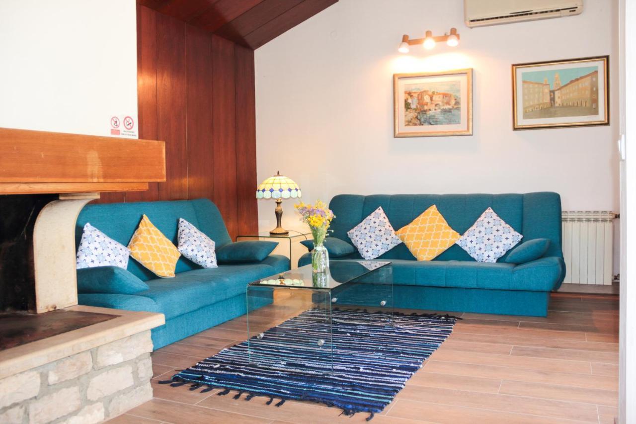 Holiday Home Laurea Supetar Dış mekan fotoğraf